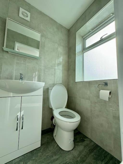 Flat On High Street Apartment Saltdean Luaran gambar